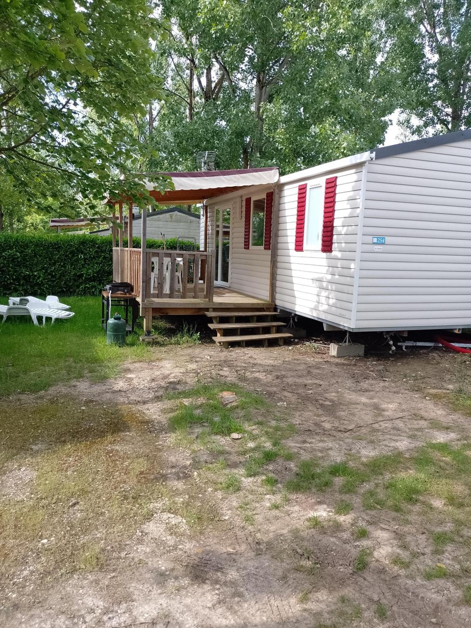 Mhvacances Louent Plusieurs Mobilhomes Dans Camping 4 Etoiles Proche Chateaux Et Zoo Beauval Onzain Eksteriør billede