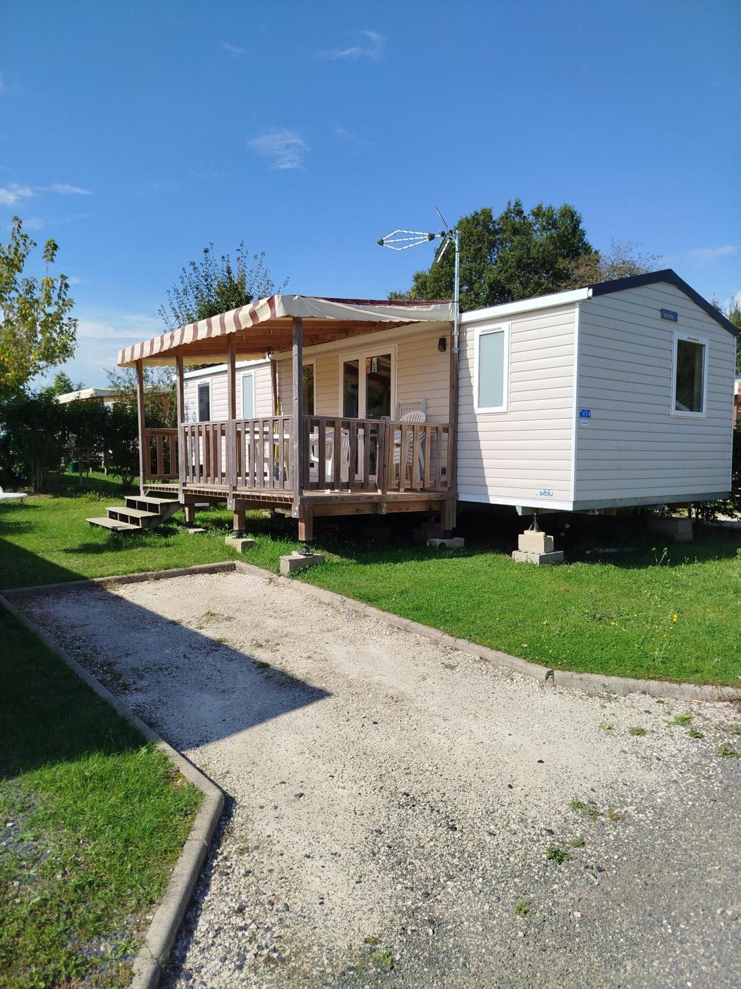 Mhvacances Louent Plusieurs Mobilhomes Dans Camping 4 Etoiles Proche Chateaux Et Zoo Beauval Onzain Eksteriør billede